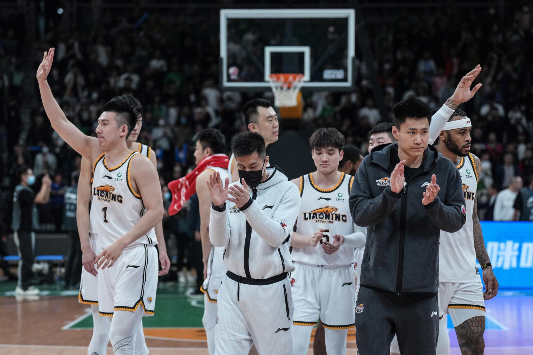 湖南男篮士气高昂，主场迎战四川队