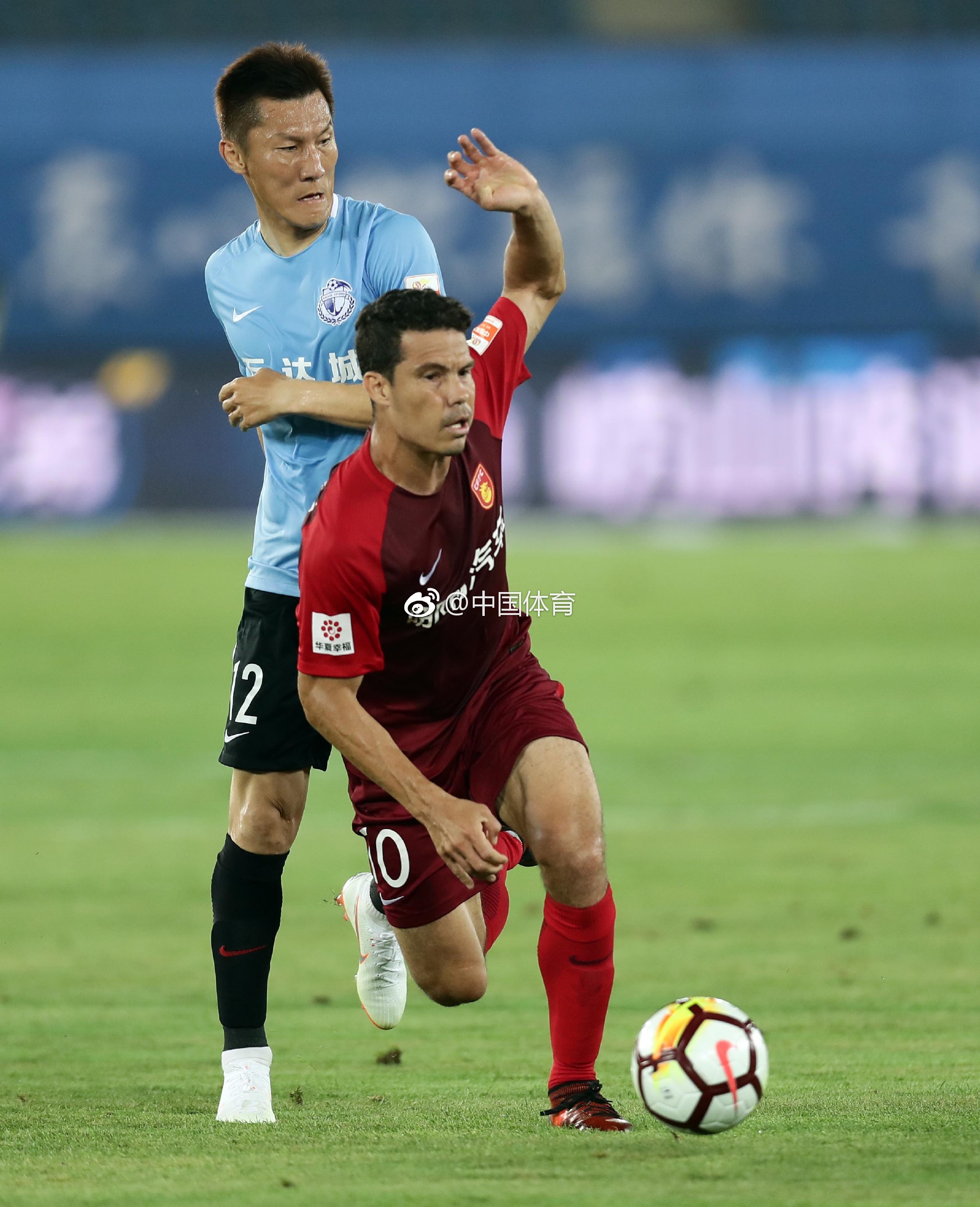 大连一方主场不敌河北华夏幸福，积分暂稳