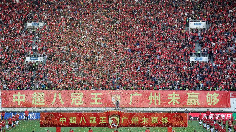 雷速直播-恒大主场击败苏宁，取得关键胜利